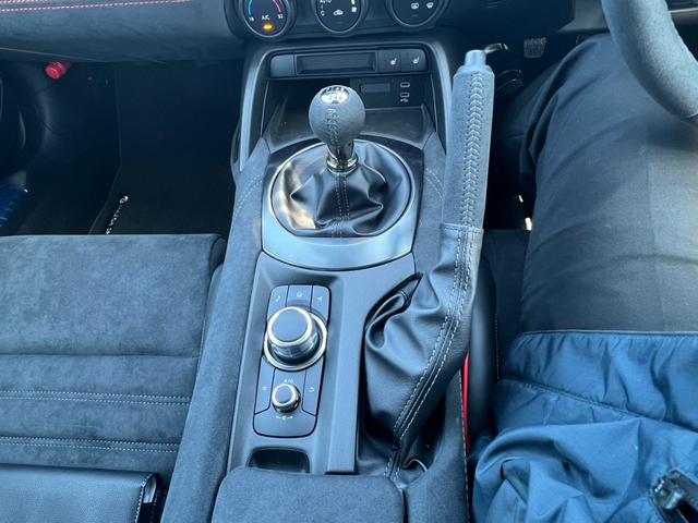 ロードスター マツダスピリットレーシングロードスター ワンオーナー 限定車 マツダスピリットFアンダースカート リアスポイラー サイドスカート Rアンダースカート 純正ナビ Bカメラ BT 6速MT 専用フロアマット 17インチ専用AW レッドキャリパー(45枚目)