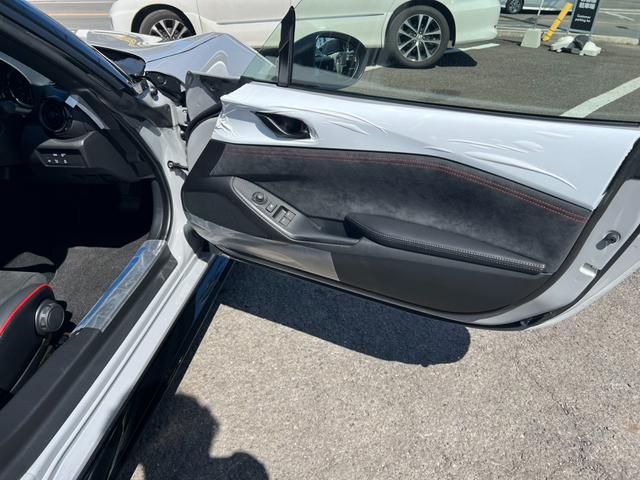 ロードスター マツダスピリットレーシングロードスター ワンオーナー 限定車 マツダスピリットFアンダースカート リアスポイラー サイドスカート Rアンダースカート 純正ナビ Bカメラ BT 6速MT 専用フロアマット 17インチ専用AW レッドキャリパー(51枚目)