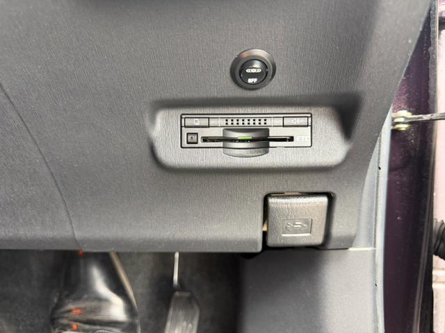 Ｇツーリングセレクション　鑑定書付　純正９インチワイドナビ　バックカメラ　ＣＤ／ＤＶＤ　Ｂｌｕｅｔｏｏｔｈ　フルセグ　デジタルインナーミラー　ハーフレザーシート　スマートキー　ＬＥＤライト　純正１７インチＡＷ　ＥＴＣ　禁煙車（画像36）