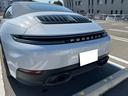 ９１１カレラＴ　カブリオレ　８速ＰＤＫ　左ハンドル　シートベンチレーション　１８ｗａｙスポーツシート　スポーツエグゾースト　スポーツクロノＰＫＧ　フロントアクスルリフト　スポーツデザインサイドスカート　ツートンレザーインテリア（15枚目）