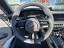 ９１１カレラＴ　カブリオレ　８速ＰＤＫ　左ハンドル　シートベンチレーション　１８ｗａｙスポーツシート　スポーツエグゾースト　スポーツクロノＰＫＧ　フロントアクスルリフト　スポーツデザインサイドスカート　ツートンレザーインテリア（22枚目）