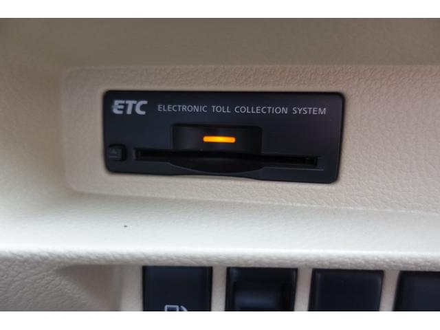 ティアナ 250XL ETC バックカメラ ナビ TV アルミホイール オートライト CVT スマートキー 電動格納ミラー 盗難防止システム パワーシート オットマン CD 衝突安全ボディ ABS ESC エアコン(12枚目)