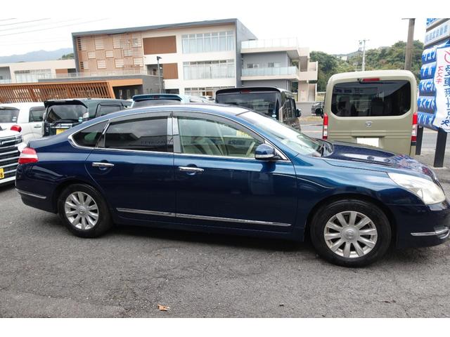 ティアナ 250XL ETC バックカメラ ナビ TV アルミホイール オートライト CVT スマートキー 電動格納ミラー 盗難防止システム パワーシート オットマン CD 衝突安全ボディ ABS ESC エアコン(16枚目)