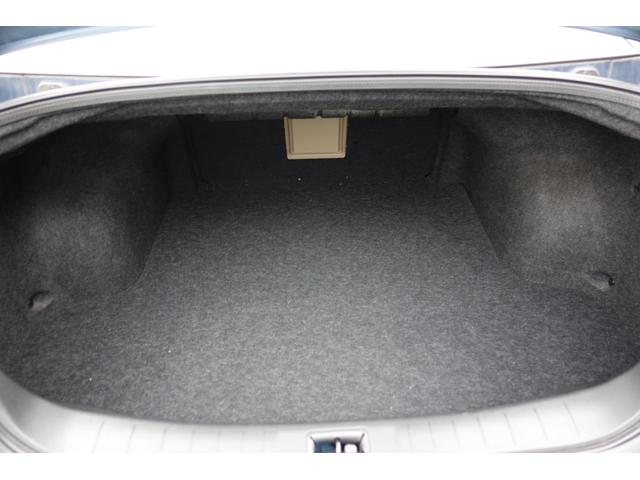 ティアナ 250XL ETC バックカメラ ナビ TV アルミホイール オートライト CVT スマートキー 電動格納ミラー 盗難防止システム パワーシート オットマン CD 衝突安全ボディ ABS ESC エアコン(20枚目)