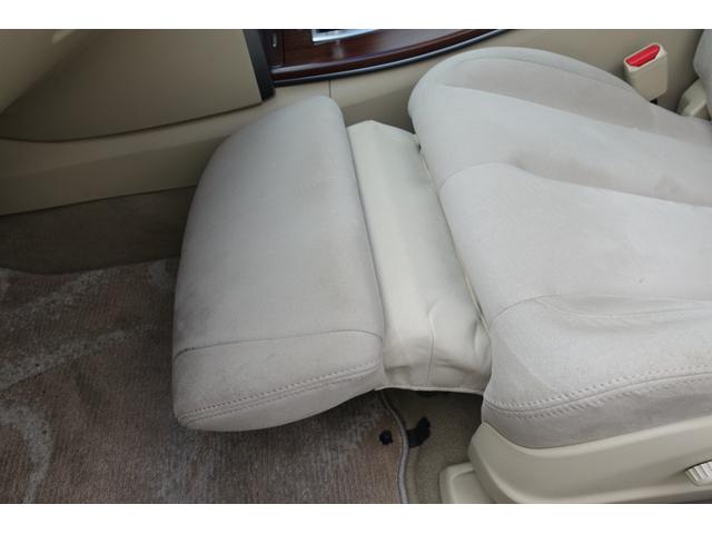 ティアナ 250XL ETC バックカメラ ナビ TV アルミホイール オートライト CVT スマートキー 電動格納ミラー 盗難防止システム パワーシート オットマン CD 衝突安全ボディ ABS ESC エアコン(30枚目)