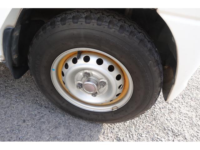 ミニキャブトラック 楽床ダンプ　４ＷＤ　ＭＴ　ドライブレコーダー　ＡＢＳ　エアコン　運転席エアバッグ　助手席エアバッグ　記録簿　ＣＤ　ＵＳＢ（19枚目）