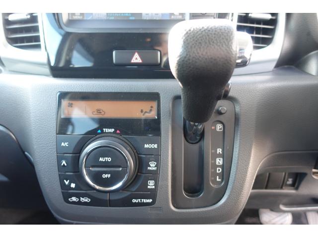 スペーシアカスタム ＴＳ　ＥＴＣ　バックカメラ　両側電動スライドドア　ナビ　ＴＶ　オートライト　ＨＩＤ　スマートキー　アイドリングストップ　電動格納ミラー　ベンチシート　ＣＶＴ　盗難防止システム　ＡＢＳ　アルミホイール（7枚目）