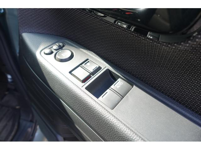 Ｎ－ＶＡＮ ファン　ＭＴ　衝突被害軽減システム　クリアランスソナー　レーンアシスト　バックカメラ　両側スライドドア　スマートキー　アイドリングストップ　オートライト　ＥＳＣ　エアコン　パワーウィンドウ（12枚目）