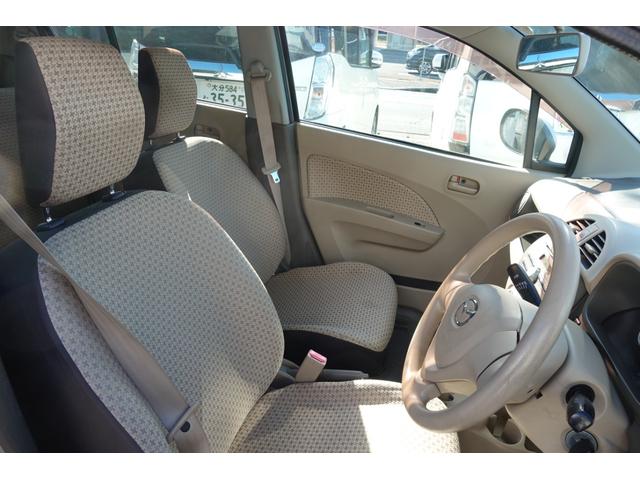 キャロル GS キーレスエントリー 電動格納ミラー AT 盗難防止システム ABS CD アルミホイール 衝突安全ボディ エアコン パワーステアリング パワーウィンドウ(9枚目)