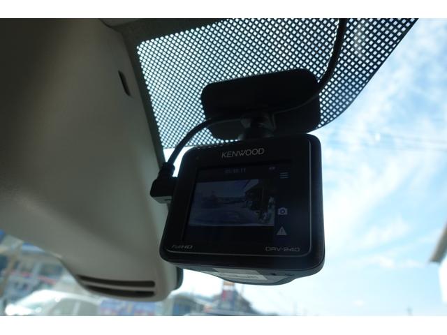 �h���C�u���R�[�_�[�����Ă��܂��I�������̂��N�����Ă��܂�����B����Ȏ��ɐS���������ɂȂ�̂��A�^�]�̋L�^���f���Ɖ��ŋL�^����h���C�u���R�[�_�[�ł��B