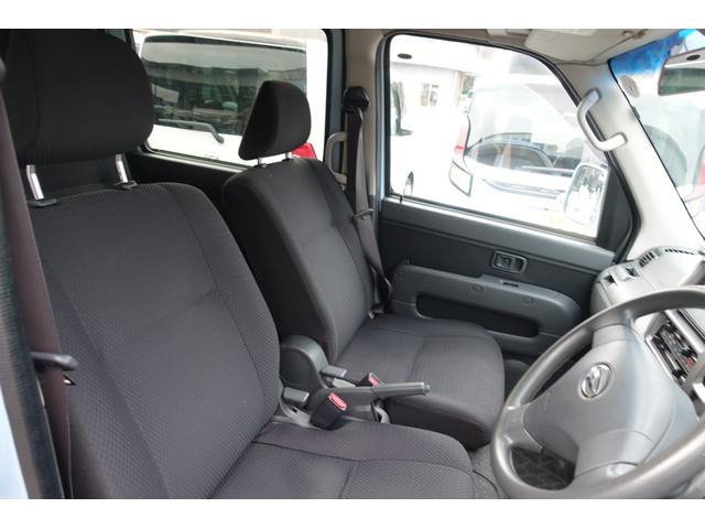 ハイゼットカーゴ クルーズ　５５ｔｈアニバーサリーゴールドエディション　ＡＴ　ナビ　ＴＶ　バックカメラ　両側スライドドア　キーレスエントリー　電動格納ミラー　エアコン　パワーウィンドウ　運転席エアバッグ　助手席エアバッグ　記録簿（11枚目）