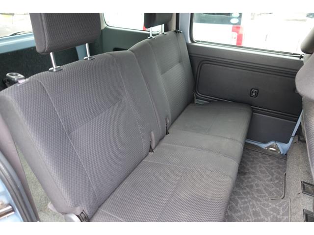 ハイゼットカーゴ クルーズ　５５ｔｈアニバーサリーゴールドエディション　ＡＴ　ナビ　ＴＶ　バックカメラ　両側スライドドア　キーレスエントリー　電動格納ミラー　エアコン　パワーウィンドウ　運転席エアバッグ　助手席エアバッグ　記録簿（12枚目）