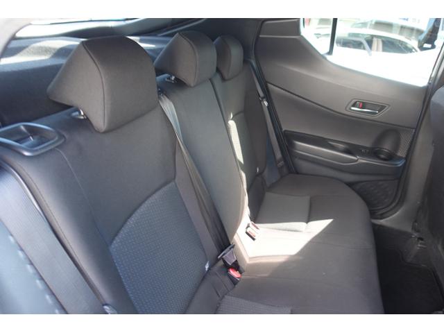 Ｃ－ＨＲ Ｓ　ＥＴＣ　バックカメラ　オートクルーズコントロール　レーンアシスト　衝突被害軽減システム　ナビ　ＴＶ　オートマチックハイビーム　オートライト　アルミホイール　スマートキー　電動格納ミラー　ＣＶＴ（24枚目）