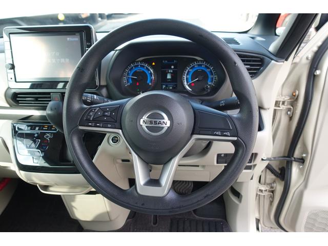 ルークス Ｘ　ドライブレコーダー　ＥＴＣ　全周囲カメラ　両側スライド・片側電動　ナビ　ＴＶ　クリアランスソナー　衝突被害軽減システム　オートライト　スマートキー　アイドリングストップ　電動格納ミラー　ベンチシート（3枚目）