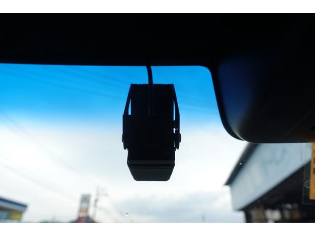 Ｎ－ＢＯＸカスタム Ｇ・Ｌターボホンダセンシング　ドライブレコーダー　ＥＴＣ　バックカメラ　両側電動スライドドア　ナビ　ＴＶ　クリアランスソナー　オートクルーズコントロール　レーンアシスト　衝突被害軽減システム　オートライト　ＬＥＤヘッドランプ（16枚目）