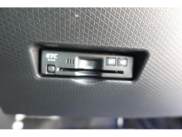 タント 　ＥＴＣ　バックカメラ　両側電動スライドドア　ＴＶ　クリアランスソナー　オートクルーズコントロール　衝突被害軽減システム　オートライト　スマートキー　アイドリングストップ　電動格納ミラー　シートヒーター（11枚目）