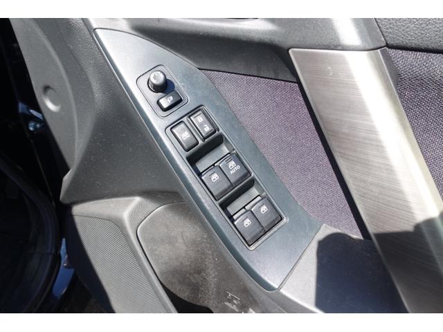 Subaru Forester 2.0i−L