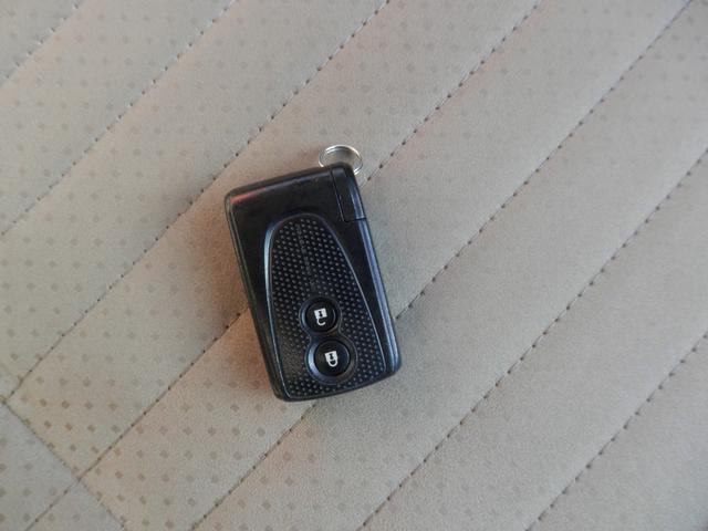 ミラココア ココアプラスＸ　スマトキー　盗難防止　衝突安全ボディ　エアコン　ベンチシート　パワーステアリング　キーレススタート　ＡＢＳ　パワーウィンドゥ　エアバック　２エアバッグ（36枚目）