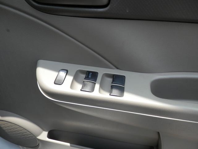 ピノ Ｓ　イモビライザー　助手席エアバッグ　衝撃安全ボディー　運転席エアバッグ　パワーウィンド　パワーステアリング　ＡＢＳ　エアコン（19枚目）