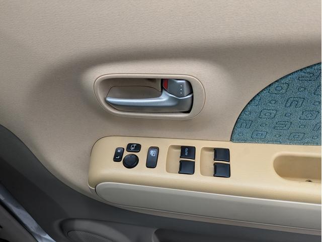 モコ Ｅ　盗難防止　ベンチシートフルフラット　ベンチ　ワイヤレスキー　助手席エアバック　スマ－トキ－　ＡＵＴＯエアコン　衝突安全ボディ　ＰＷ　ＰＳ　ＡＢＳ　運転席エアバッグ（18枚目）