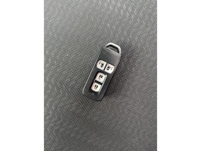 Ｎ－ＢＯＸ Ｇ　ＳＳパッケージ　Ｉストップ　ダブルエアバック　イモビ　スマートキー＆プッシュスタート　ベンチシ－ト　フルオートエアコン　キーレスエントリ　パワーウインドウ　衝突安全ボディ　横滑防止　ＡＢＳ　運転席エアバッグ（17枚目）