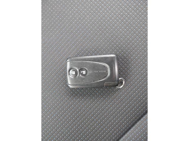 ムーヴコンテ カスタム　Ｘ　衝撃安全ボディー　ベンチＳ　フルフラット　盗難防止　パワーウィンドゥ　フルオートエアコン　運転席エアバック　ＡＢＳ付　パワーステアリング　キーフリー　スマートキー＆プッシュスタート　デュアルエアバック（17枚目）