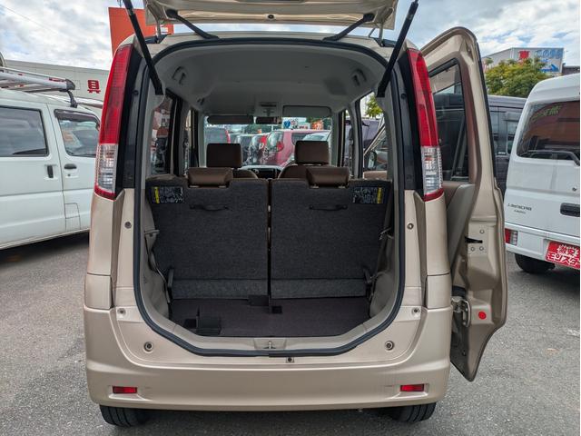 ルークス Ｇ　スマートキープッシュスタート　ベンチ　セキュリティアラーム　キーレスエントリー　フルフラットシート　運転席助手席エアバック　エアバック　パワステ　オートエアコン　ＰＷ　衝突安全ボディ　ＡＢＳ（12枚目）