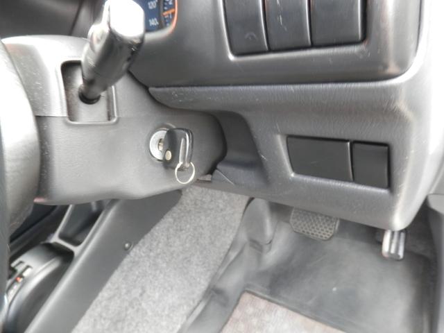 ジムニー ＸＧ　ＷエアＢ　運転席エアバック　パワーウインドー　ＡＢＳ付き　衝突安全ボディ　エアコンパワステ　４ｗｄ（16枚目）