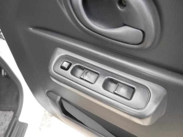 ジムニー ＸＧ　ＷエアＢ　運転席エアバック　パワーウインドー　ＡＢＳ付き　衝突安全ボディ　エアコンパワステ　４ｗｄ（17枚目）