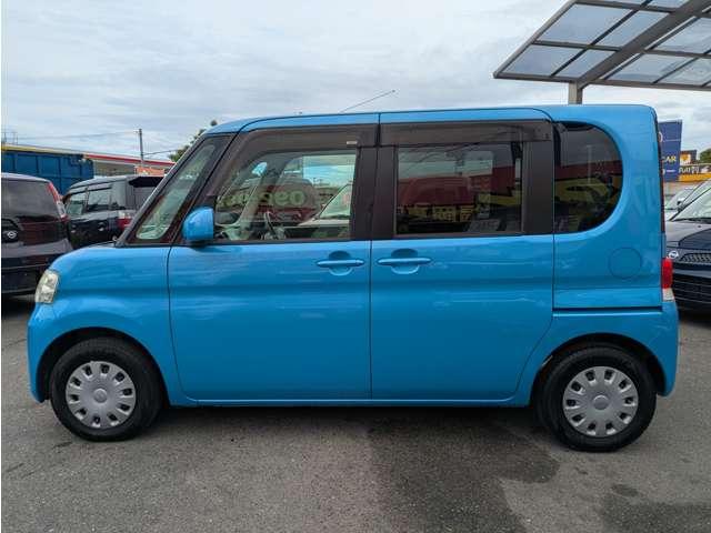タント Ｘリミテッド　セキュリティー　パワーウィンド　運転席エアバック　デュアルエアバック　ベンチＳ　フルオートエアコン　キーレスエントリーシステム　ＰＳ　衝突安全ボディ　ＡＢＳ　キーフリースマートキー（7枚目）