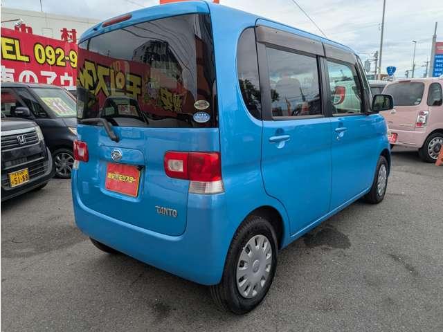 タント Ｘリミテッド　セキュリティー　パワーウィンド　運転席エアバック　デュアルエアバック　ベンチＳ　フルオートエアコン　キーレスエントリーシステム　ＰＳ　衝突安全ボディ　ＡＢＳ　キーフリースマートキー（10枚目）