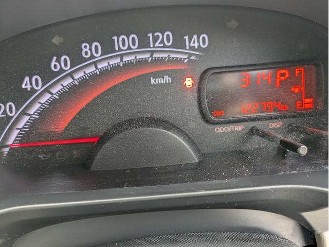 ムーヴ Ｌ　ＳＡ　レーダーサポート　盗難防止アラーム　キーレスキー　運転席エアバック　助手席エアバッグ　横滑防止　前席パワーウィンドウ　ベンチシート　Ｉストップ　エアコン　衝突安全ボディ　パワステ　ＡＢＳ　フルフラット（16枚目）