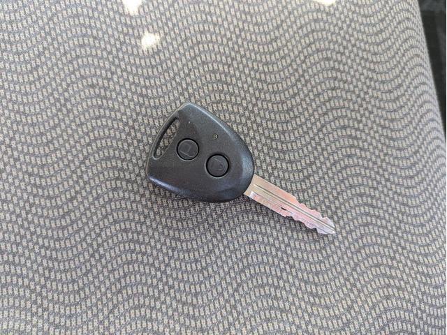 タント Ｌ　キーレスエントリ－　イモビライザー　パワーウインド　衝撃安全ボディー　エアＢ　フロントベンチシート　マニュアルエアコン　パワステ　運転席助手席エアバッグ（23枚目）