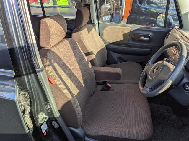 アルトラパン Ｇ　ＷＳＲＳ　パワーウィンドゥ　セキュリティアラーム　パワステ　ＡＢＳ　エアコン　運転席エアバッグ　衝突安全ボディ（10枚目）