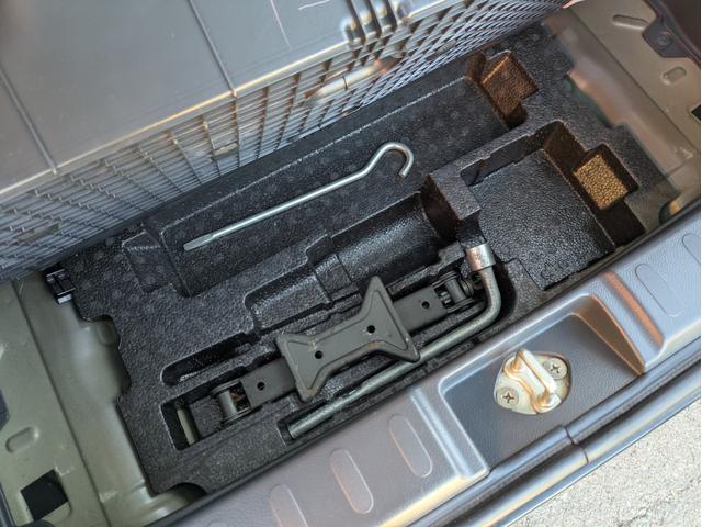 アルトラパン Ｇ　ＷＳＲＳ　パワーウィンドゥ　セキュリティアラーム　パワステ　ＡＢＳ　エアコン　運転席エアバッグ　衝突安全ボディ（13枚目）