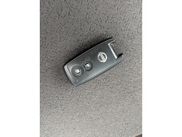 モコ Ｅ　ショコラティエセレクション　フルフラット　キーフリー　運転席助手席エアバッグ　インテリキー　盗難防止システム　エアコン　パワーステアリング　エアバッグ　パワーウィンドウ　衝突安全ボディ　ベンチシート　ＡＢＳ（19枚目）