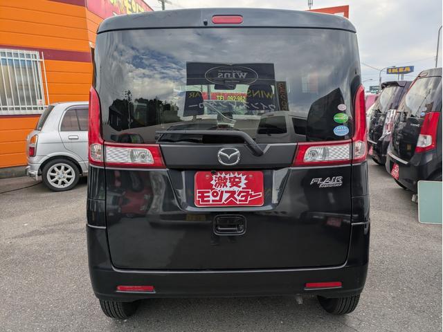 フレアワゴン ＸＧ　盗難警報装置　Ｓキー　Ｉストップ　助手席エアバック　フルフラットシート　キーレスＥ　運転席エアバック　衝突安全ボディ　エアコン　横滑り防止装置　パワーステアリング　ベンチシート　ＡＢＳ（8枚目）