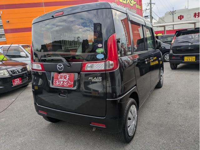 フレアワゴン ＸＧ　盗難警報装置　Ｓキー　Ｉストップ　助手席エアバック　フルフラットシート　キーレスＥ　運転席エアバック　衝突安全ボディ　エアコン　横滑り防止装置　パワーステアリング　ベンチシート　ＡＢＳ（10枚目）