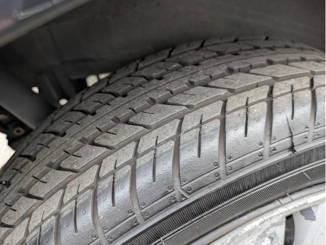 フレアワゴン ＸＧ　盗難警報装置　Ｓキー　Ｉストップ　助手席エアバック　フルフラットシート　キーレスＥ　運転席エアバック　衝突安全ボディ　エアコン　横滑り防止装置　パワーステアリング　ベンチシート　ＡＢＳ（26枚目）