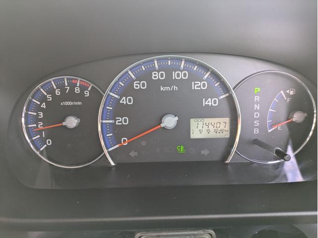 ムーヴコンテ カスタム　Ｘ　リミテッド　エアバック　フルフラットシート　ＡＡＣ　盗難防止　ＰＷ　ＰＳ　スマートキー　ベンチシート　衝突安全ボディ　ＡＢＳ　キーレススタート　運転席助手席エアバッグ（18枚目）