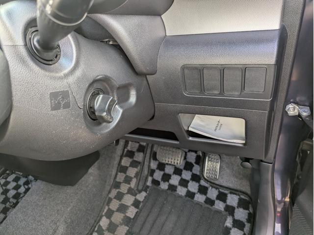 ムーヴコンテ カスタム　Ｘ　リミテッド　エアバック　フルフラットシート　ＡＡＣ　盗難防止　ＰＷ　ＰＳ　スマートキー　ベンチシート　衝突安全ボディ　ＡＢＳ　キーレススタート　運転席助手席エアバッグ（19枚目）