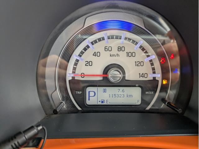 ハスラー Ｇ　セキュリティー　アイドリング　スマキー　運転席側シートヒーター　ＶＳＣ　フルフラットシート　キーレスエントリーシステム　パワーウィンドウ　Ｗエアバック　パワーステアリング　エアコン　衝突安全ボディ（14枚目）