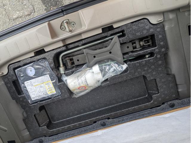 パレット Ｔ　運転席助手席エアバック　セキュリティーアラーム　パワーステアリング　衝突安全ボディ　フルフラットシート　フルオートエアコン　ベンチＳ　パワーウィンドウ　キーレス　運転席エアバッグ　インテリジェントキ－（13枚目）