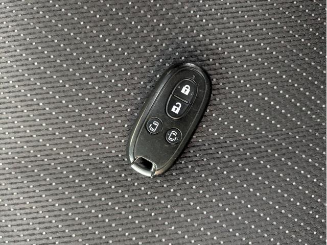 パレット Ｔ　運転席助手席エアバック　セキュリティーアラーム　パワーステアリング　衝突安全ボディ　フルフラットシート　フルオートエアコン　ベンチＳ　パワーウィンドウ　キーレス　運転席エアバッグ　インテリジェントキ－（20枚目）