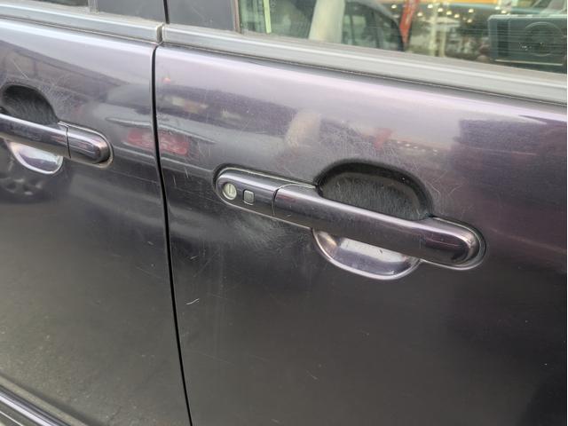 パレット Ｔ　運転席助手席エアバック　セキュリティーアラーム　パワーステアリング　衝突安全ボディ　フルフラットシート　フルオートエアコン　ベンチＳ　パワーウィンドウ　キーレス　運転席エアバッグ　インテリジェントキ－（24枚目）