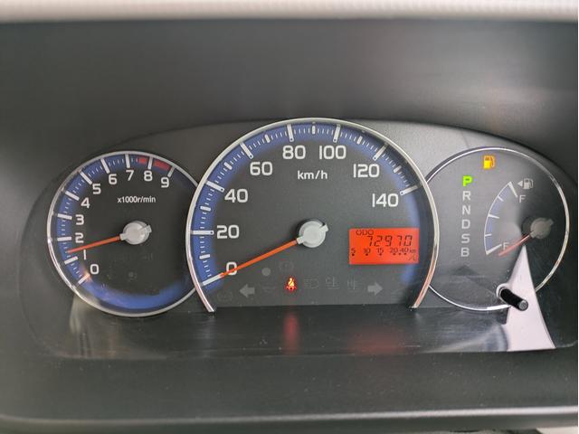 ムーヴコンテ X インテリキー イモビライザー パワーウインド キーフリ Wエアバック 運転席パワーシート SRS フルオートエアコン パワーステアリング ベンチシート フルフラットシート ABS 衝突安全ボディ(17枚目)