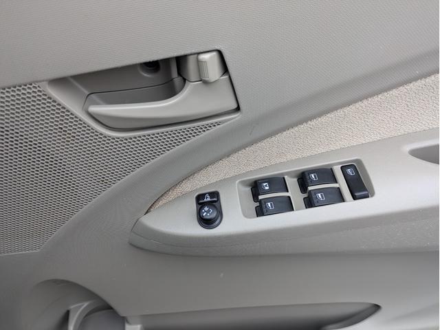 ムーヴ L SA 盗難防止アラーム 運転席エアバック 助手席エアバッグ 前席パワーウィンドウ エアコン 衝突安全ボディ パワステ ABS(19枚目)