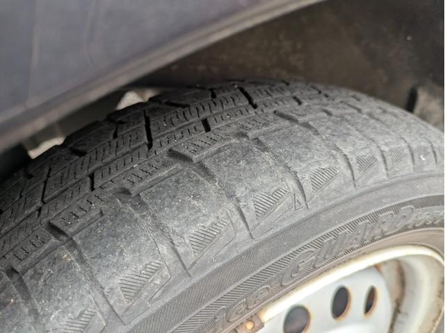 ムーヴ L SA 盗難防止アラーム 運転席エアバック 助手席エアバッグ 前席パワーウィンドウ エアコン 衝突安全ボディ パワステ ABS(23枚目)