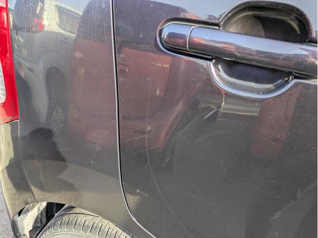 ワゴンＲ リミテッド　運転席助手席エアバック　スマートキー・プッシュスタート　パワーウインドウ　ベンチシート　盗難防止システム　衝突安全ボディ　ＡＢＳ　パワーステアリング　エアコン　キーレスエントリー　エアバック　Ｂカメ（25枚目）