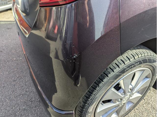 ワゴンＲ リミテッド　運転席助手席エアバック　スマートキー・プッシュスタート　パワーウインドウ　ベンチシート　盗難防止システム　衝突安全ボディ　ＡＢＳ　パワーステアリング　エアコン　キーレスエントリー　エアバック　Ｂカメ（26枚目）